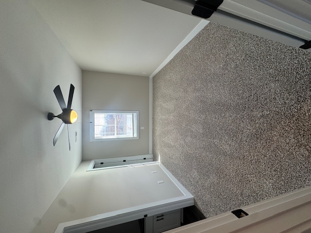 1003 Lafayette Rd. - J01