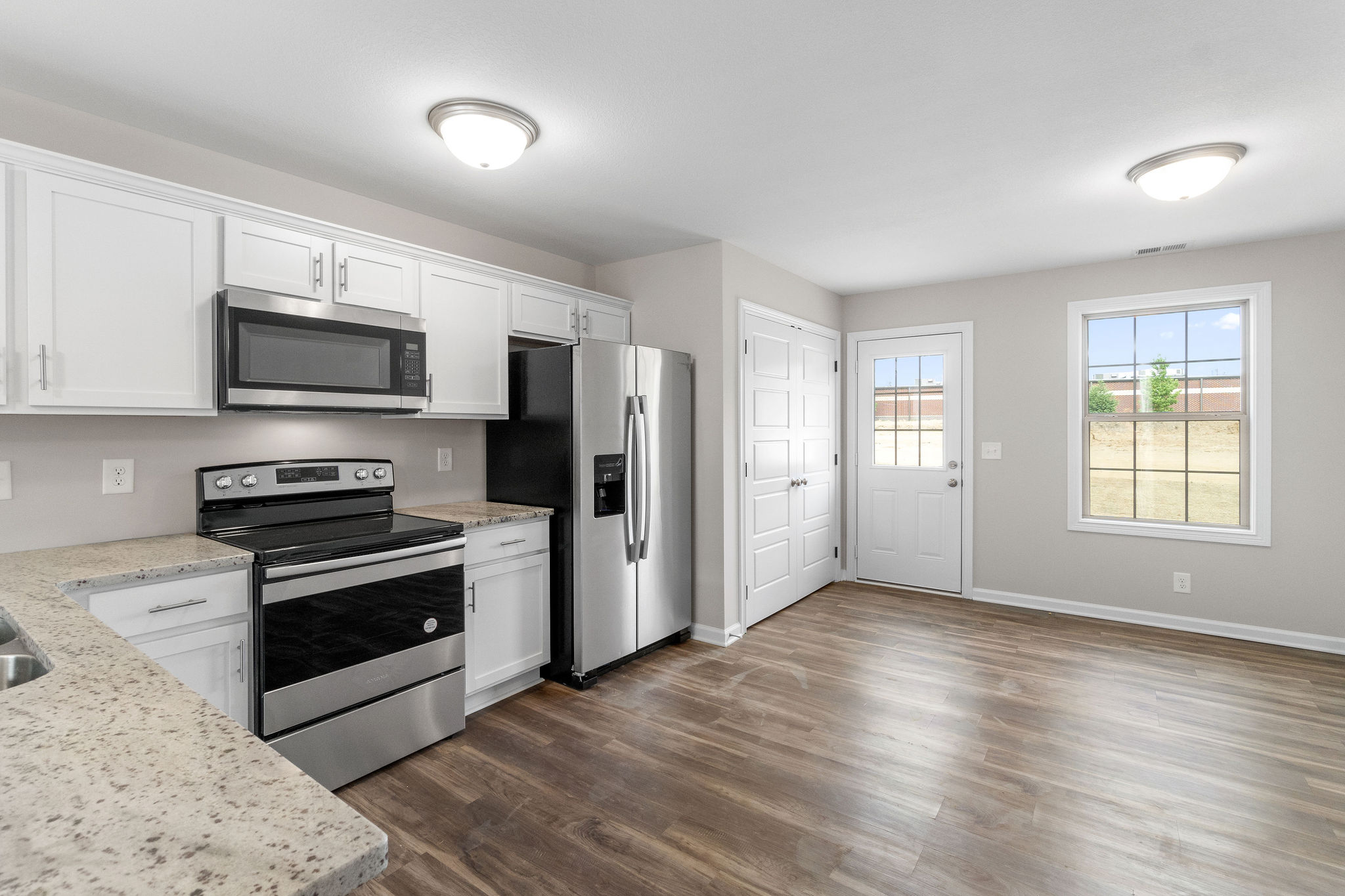 1387 Dover Road - 702